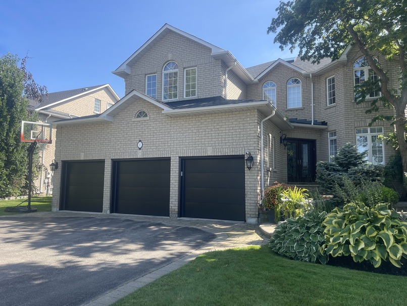 Garage-Door-Installation-Toronto-After